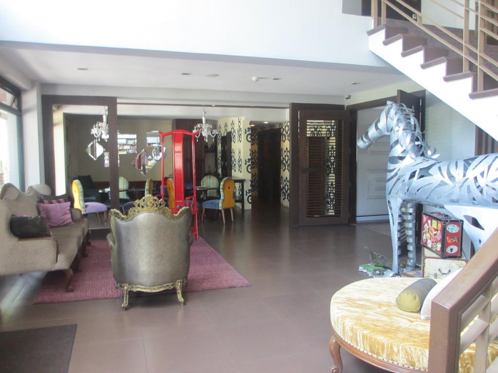 The Theodore Hotel Tagaytay City Eksteriør billede