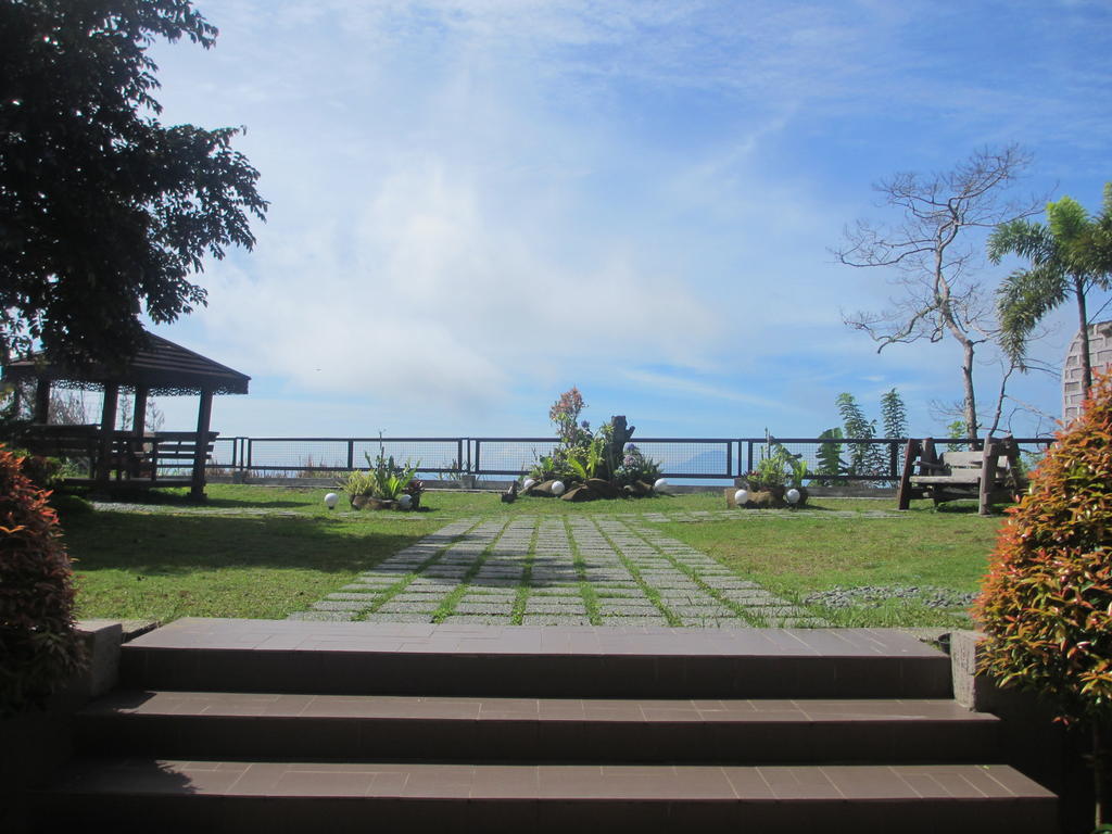 The Theodore Hotel Tagaytay City Eksteriør billede