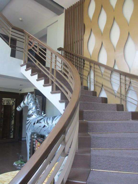 The Theodore Hotel Tagaytay City Eksteriør billede