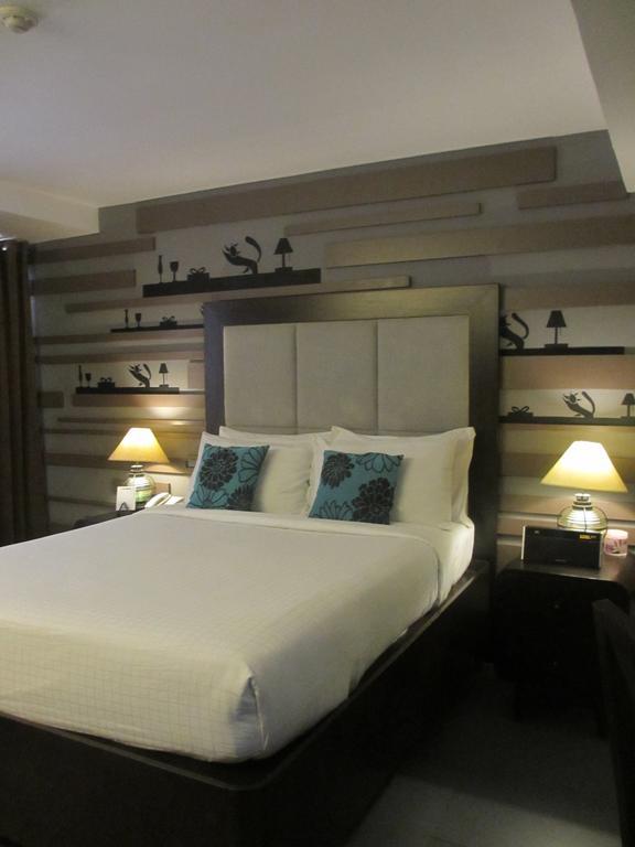 The Theodore Hotel Tagaytay City Eksteriør billede