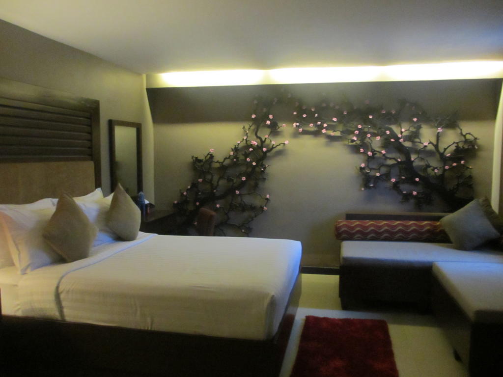 The Theodore Hotel Tagaytay City Eksteriør billede